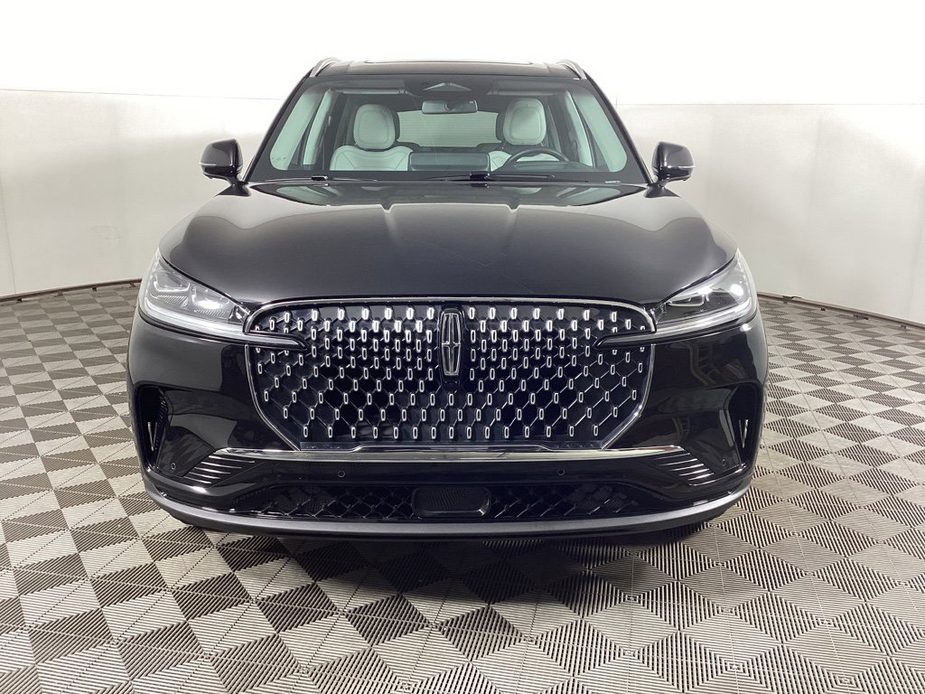 Used 2025 Lincoln Aviator Reserve w/ Equipment Group 201A image 6