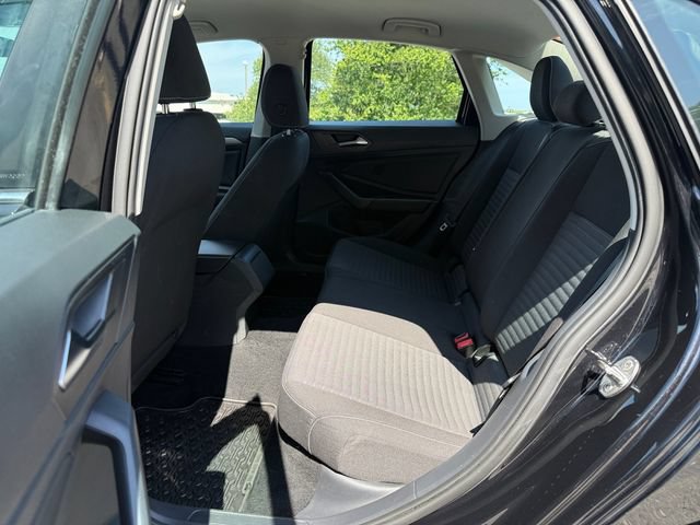 Certified 2022 Volkswagen Jetta S FWD image 22