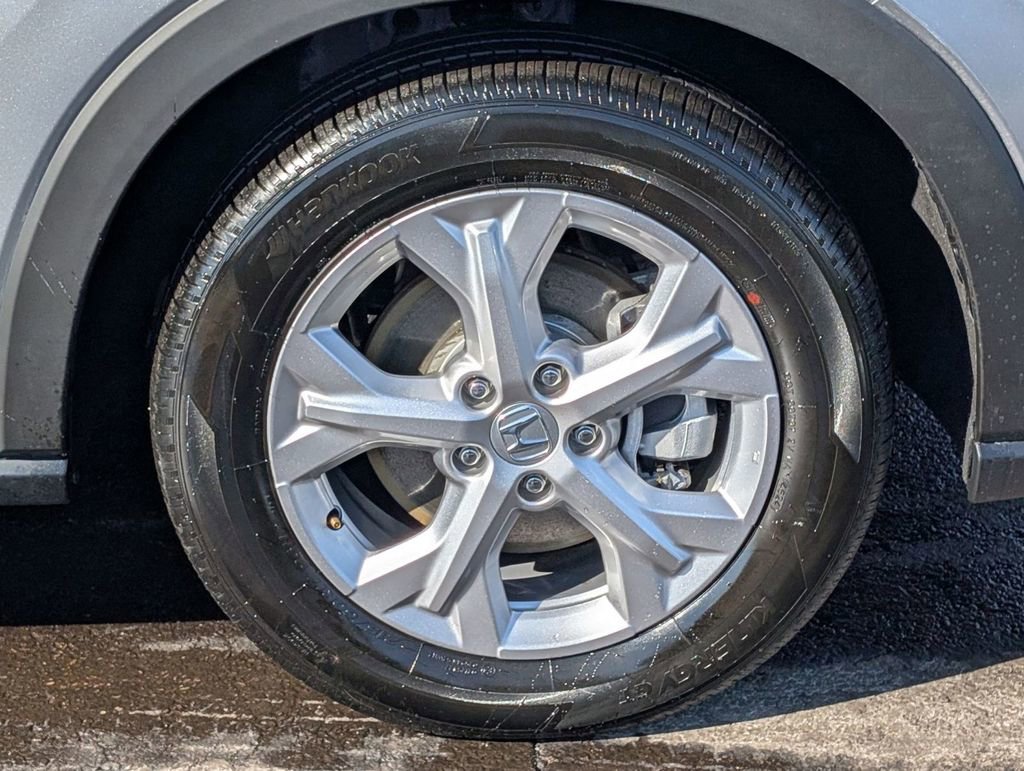 Used 2025 Honda HR-V LX image 16