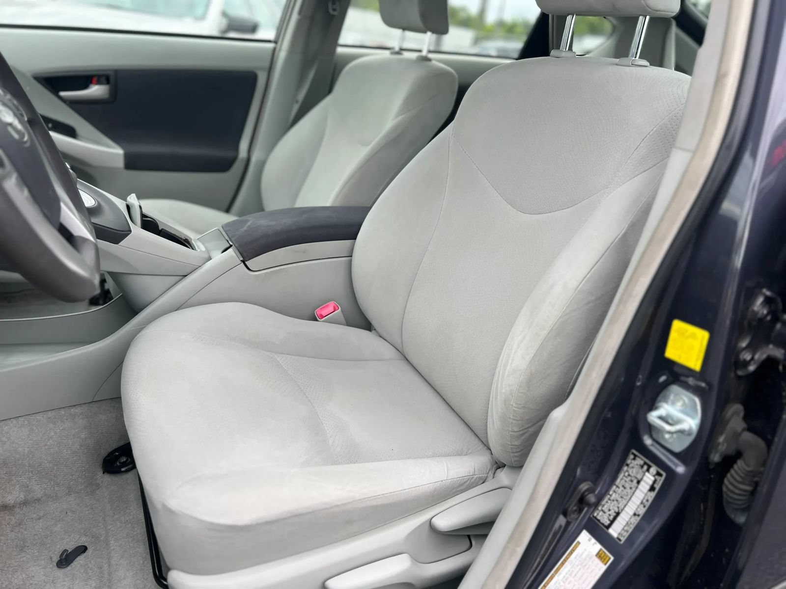 Used 2010 Toyota Prius FWD image 4