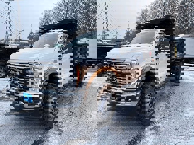 New 2026 Ford F600 4x4 Regular Cab Super Duty w/ XL Chrome Package image 3