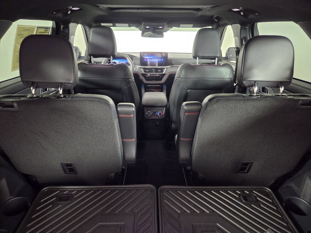 Used 2025 Ford Explorer ST w/ Sun And Sound Package AWD/4WD image 29