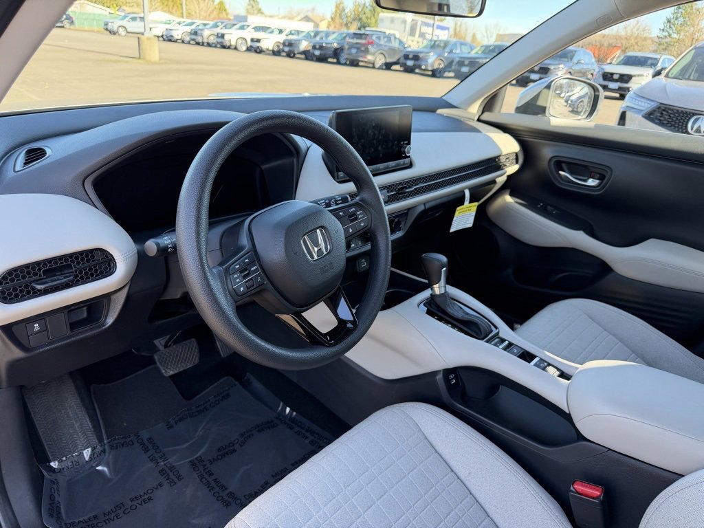 Used 2025 Honda HR-V LX image 16
