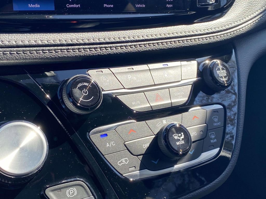 New 2026 Chrysler Pacifica Select image 42