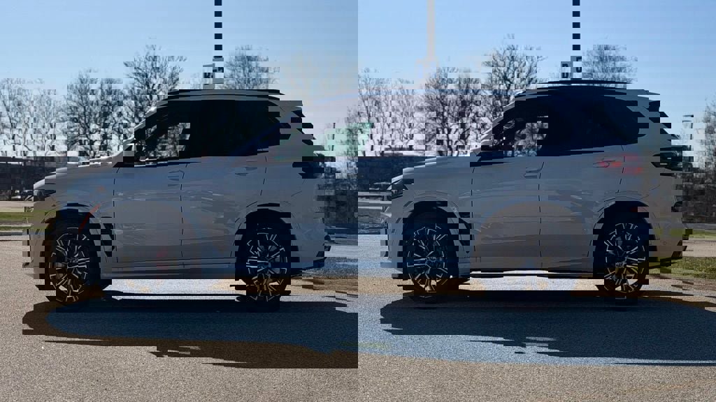 New 2026 BMW X5 xDrive40i image 3