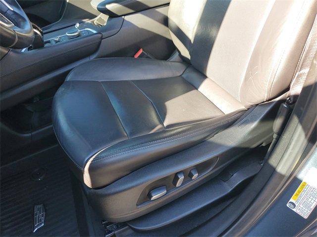 Used 2021 Cadillac XT5 Premium Luxury image 24