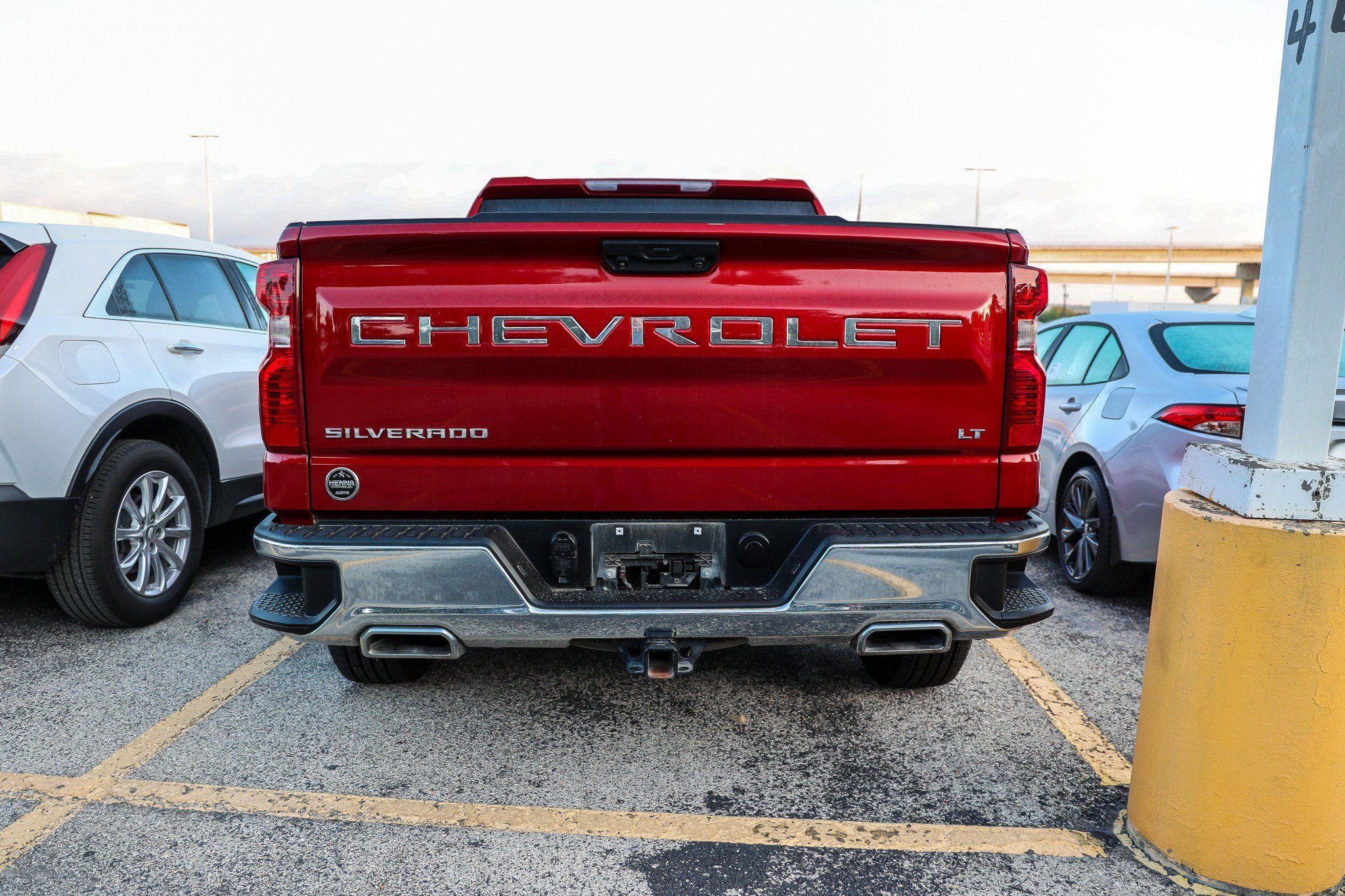 Used 2023 Chevrolet Silverado 1500 LT w/ Z71 Off-Road Package AWD/4WD image 10