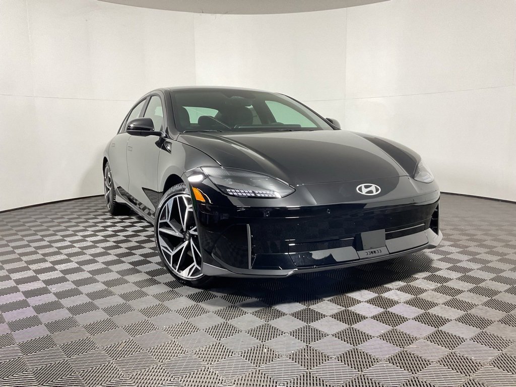 New 2025 Hyundai Ioniq 6 SEL