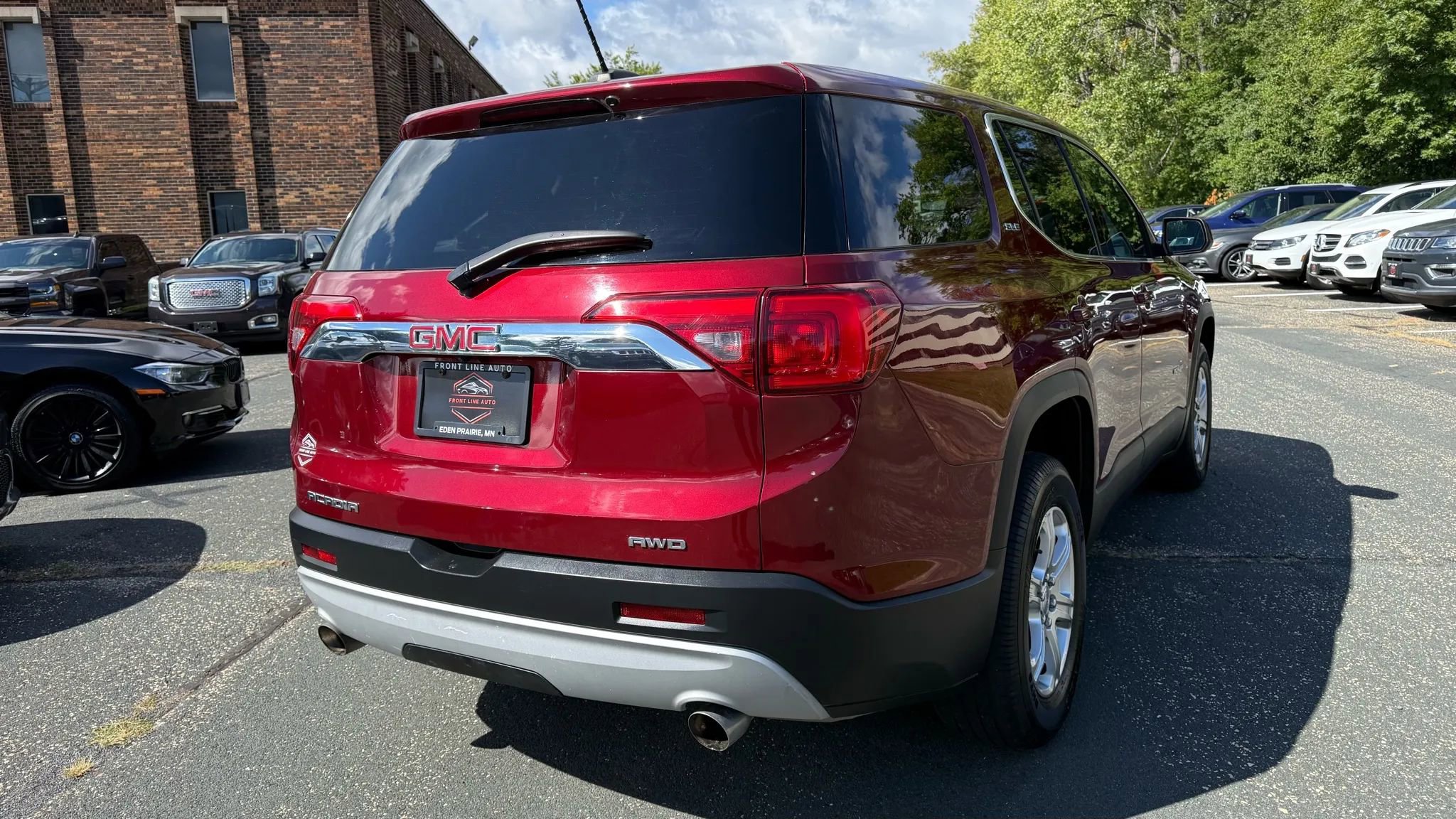 Used 2018 GMC Acadia SLE image 6