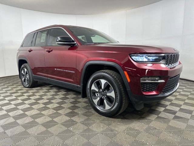 Used 2022 Jeep Grand Cherokee Limited 4xe w/ MOPAR Finishing Package image 2