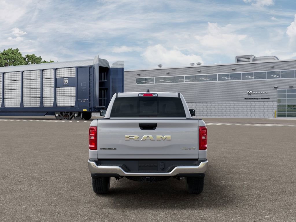 New 2026 RAM 1500 4x4 Crew Cab image 7