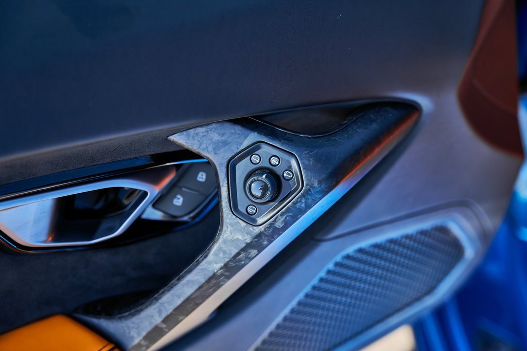 Used 2020 Lamborghini Huracan EVO image 29