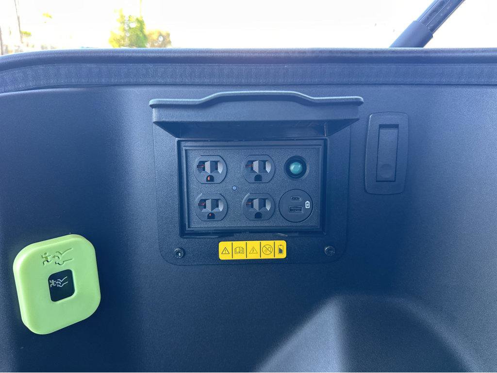 Used 2024 Ford F150 Lightning Pro image 45