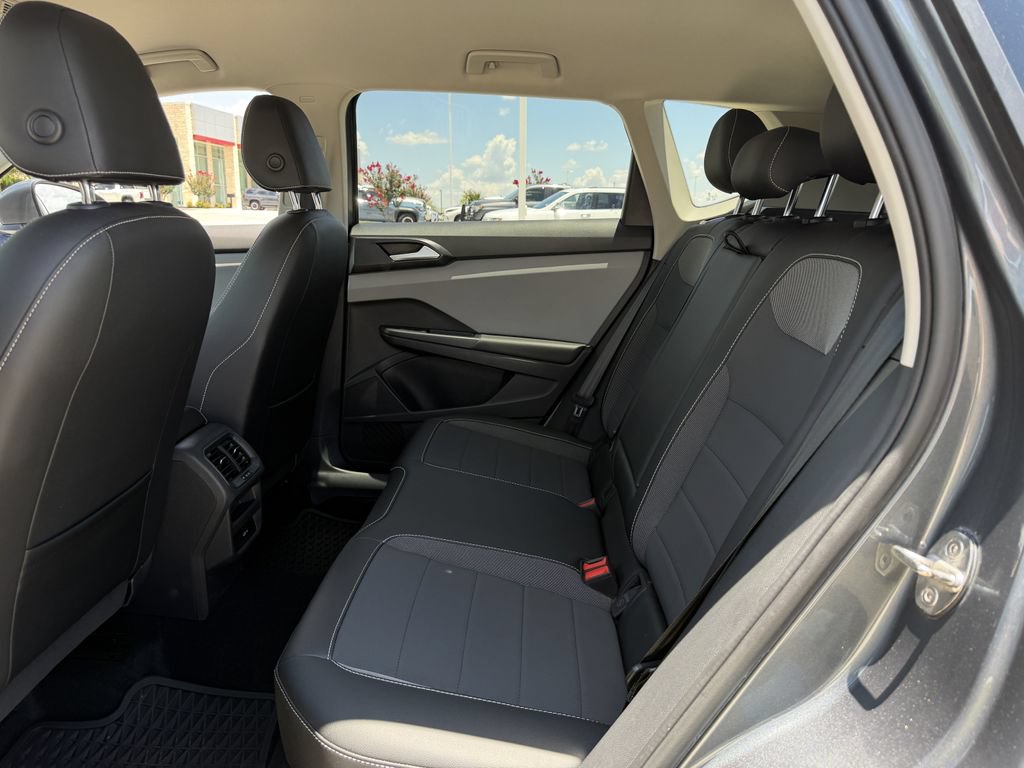 Used 2022 Volkswagen Taos SE w/ IQ.Drive SE Package FWD image 26