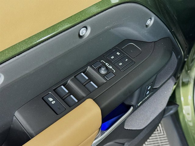 New 2026 Land Rover Defender 110 S image 20