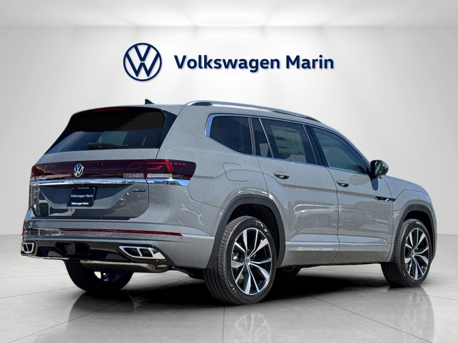 New 2026 Volkswagen Atlas SEL Premium R-Line image 5