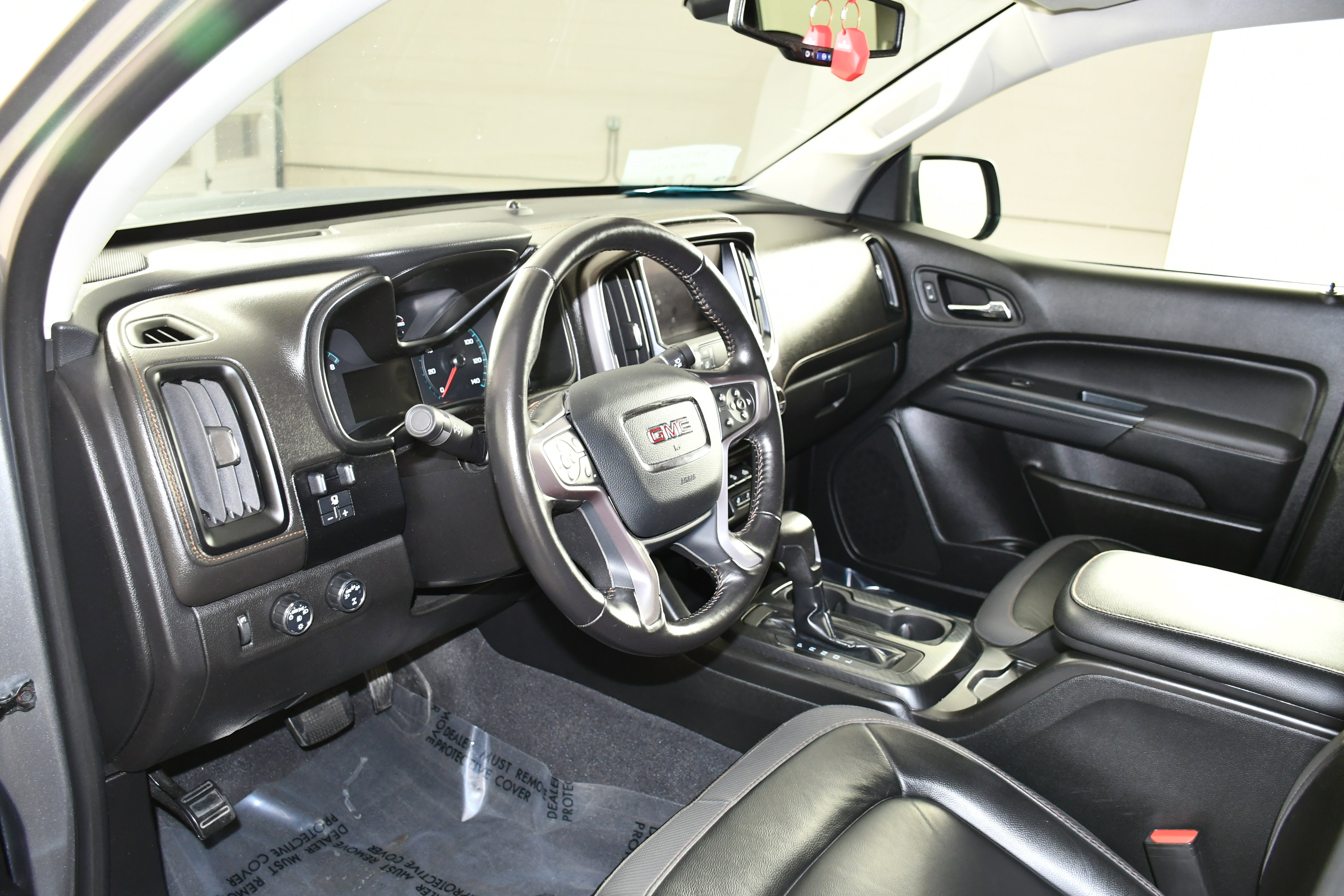 Used 2021 GMC Canyon AT4 w/ Driver Alert Package image 2