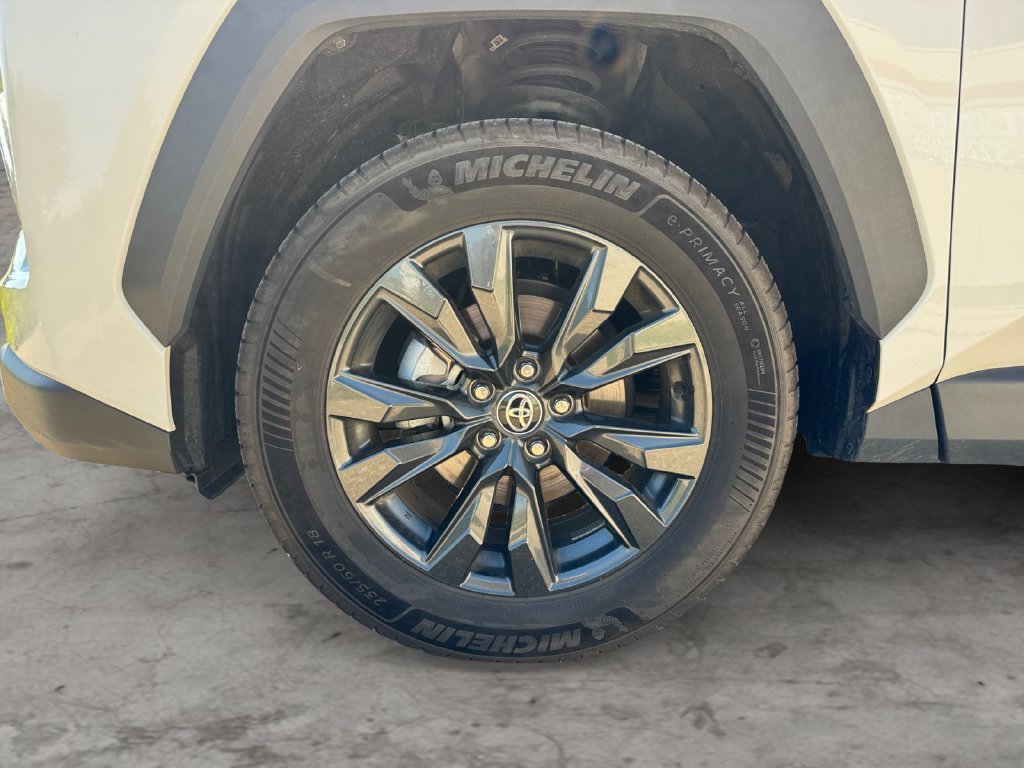 Certified 2026 Toyota RAV4 XLE Premium AWD/4WD image 9