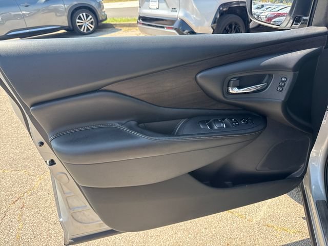Used 2019 Nissan Murano Platinum w/ Cargo Package FWD image 12