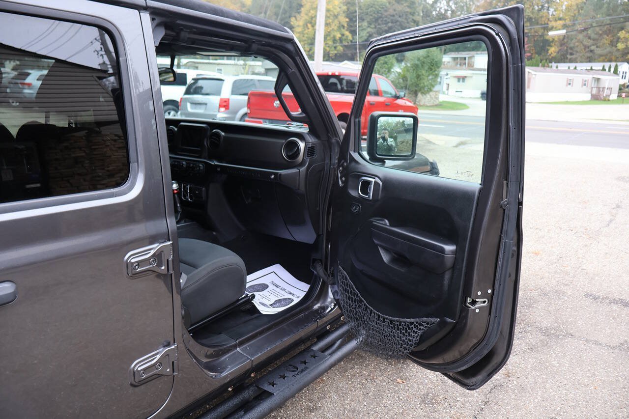 Used 2018 Jeep Wrangler Unlimited Sport S AWD/4WD image 27