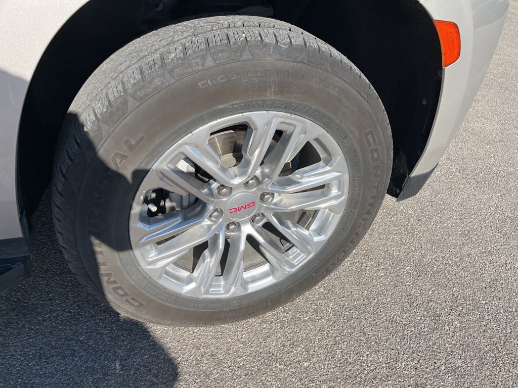 Used 2021 GMC Yukon SLT w/ SLT Luxury Plus Package image 6