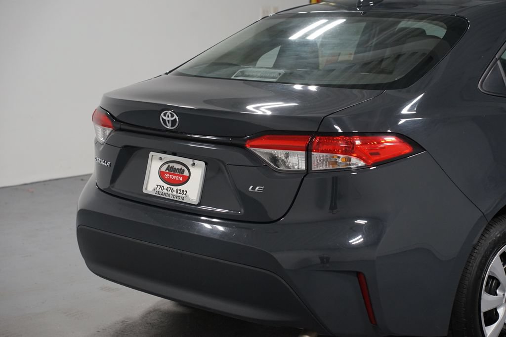 Certified 2025 Toyota Corolla LE FWD image 9