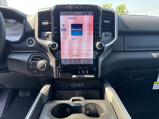 New 2026 RAM 1500 4x4 Crew Cab image 21