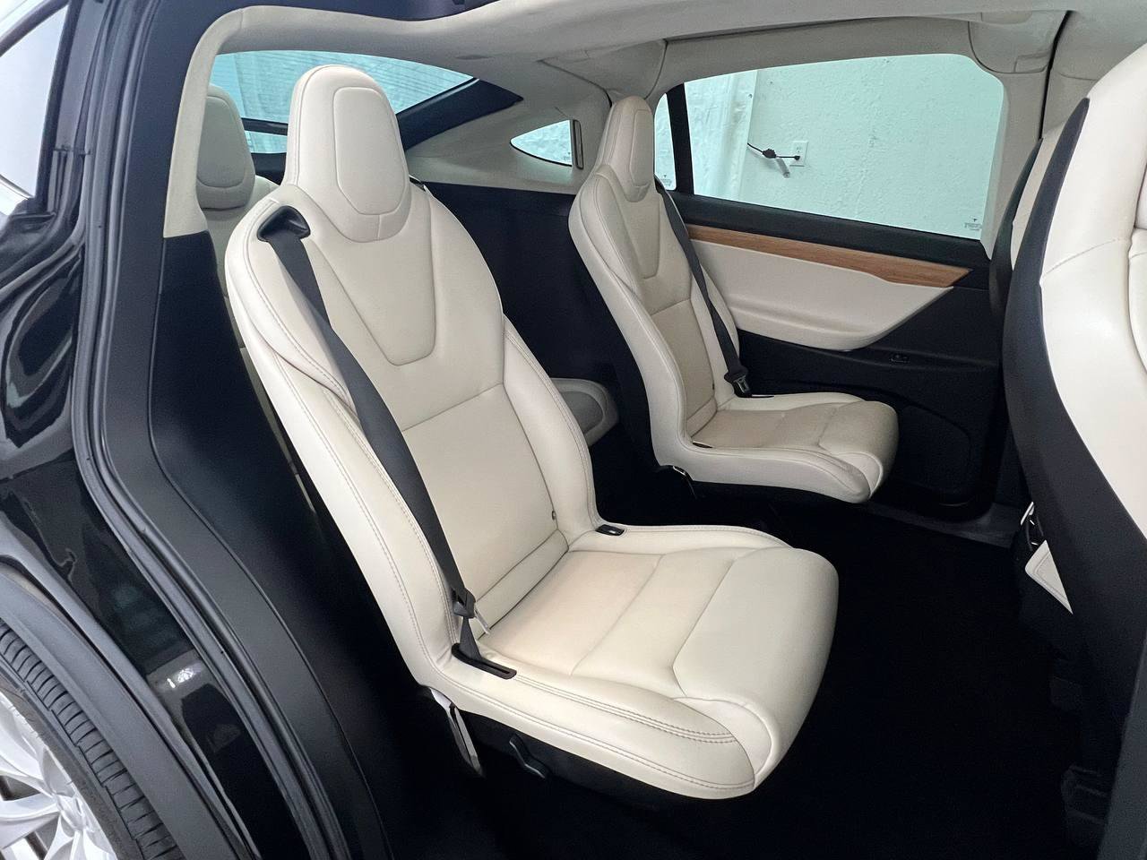 Used 2018 Tesla Model X 75D AWD/4WD image 19