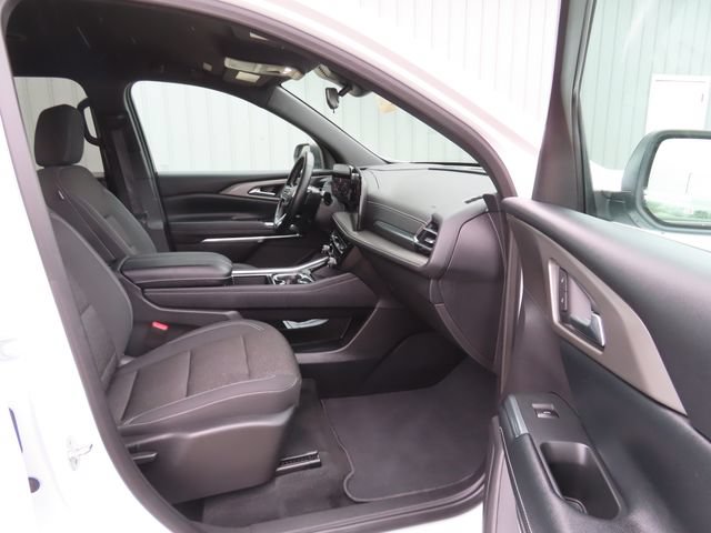 Used 2025 Chevrolet Traverse LT AWD/4WD image 25