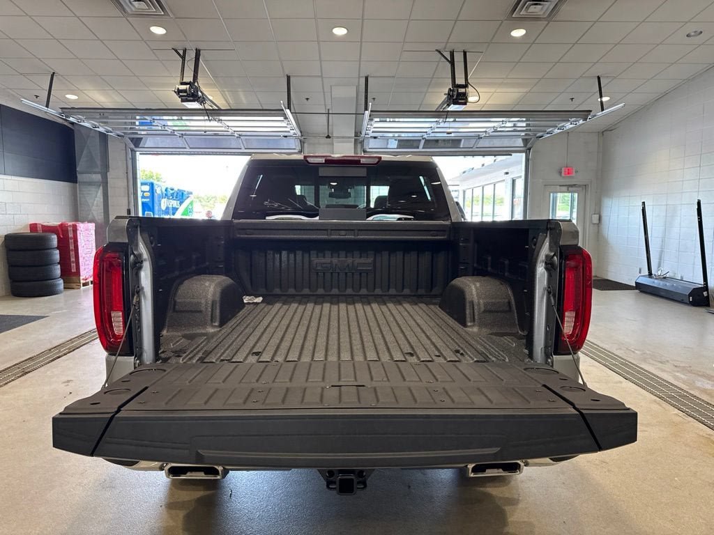 New 2026 GMC Sierra 1500 SLT AWD/4WD image 19