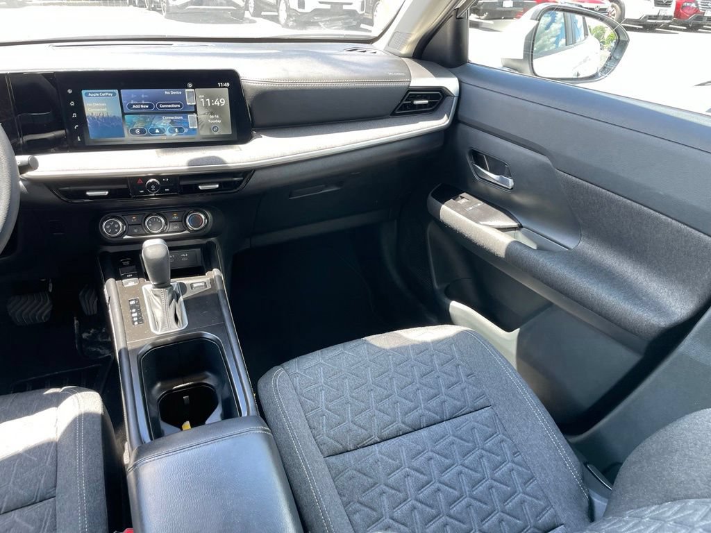 Certified 2025 Nissan Kicks SV w/ Illumination Package AWD/4WD image 8