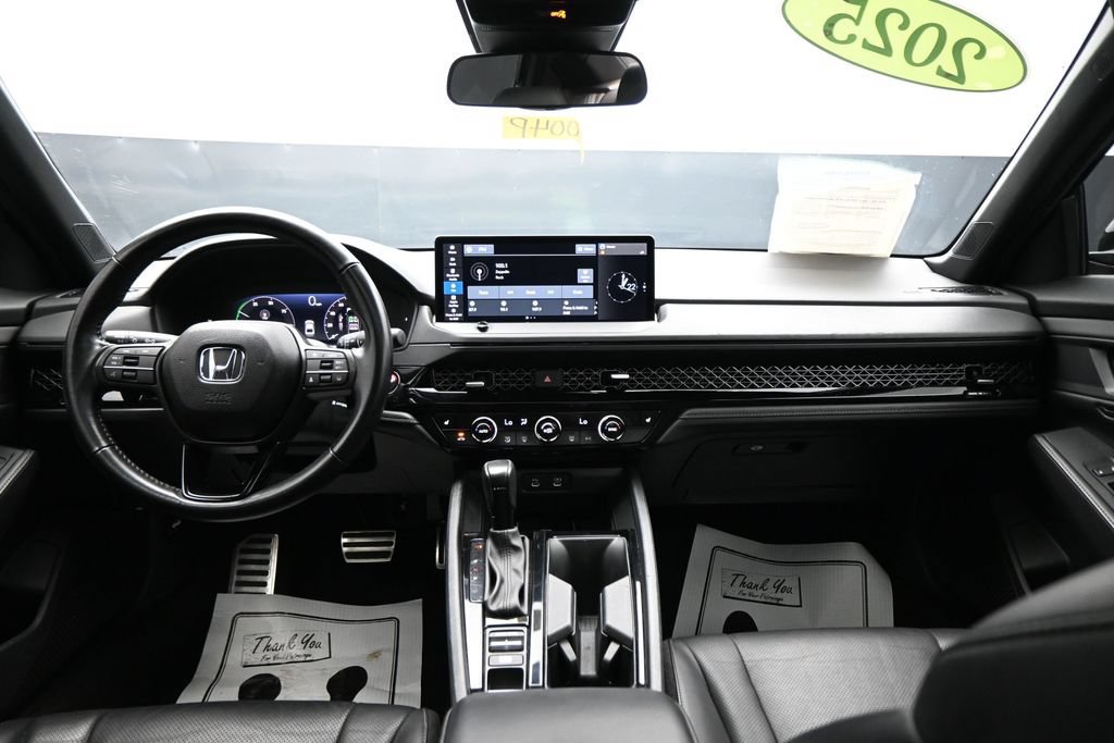 Used 2025 Honda Accord Sport image 14