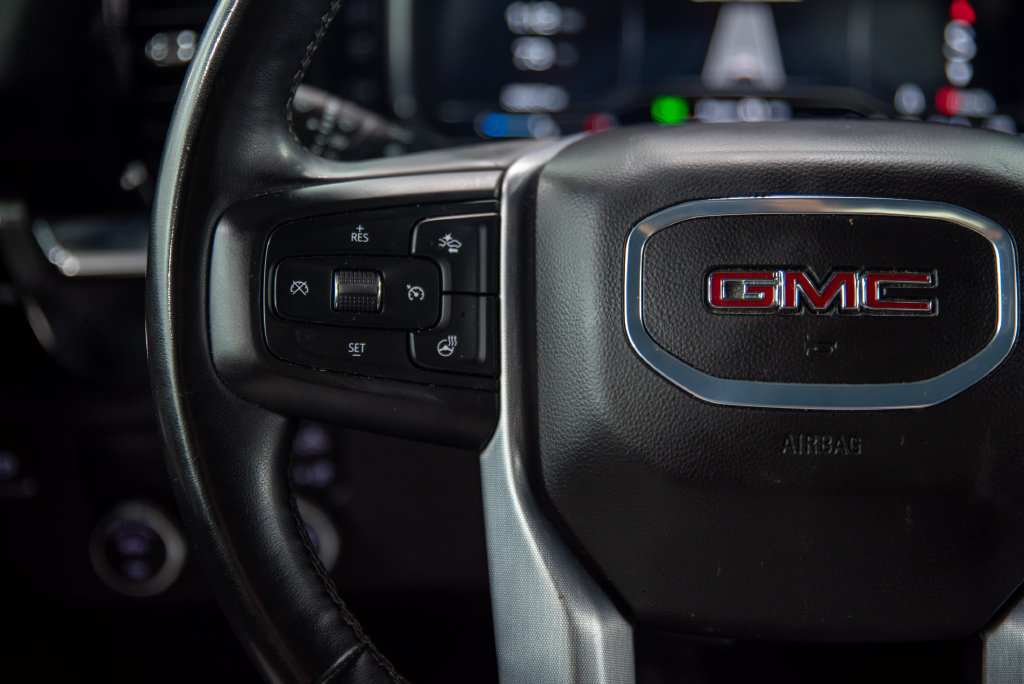Used 2025 GMC Sierra 1500 SLT RWD image 21