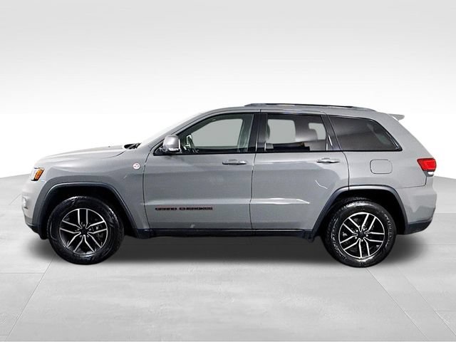 Used 2021 Jeep Grand Cherokee Trailhawk w/ Trailhawk Luxury Group AWD/4WD image 11