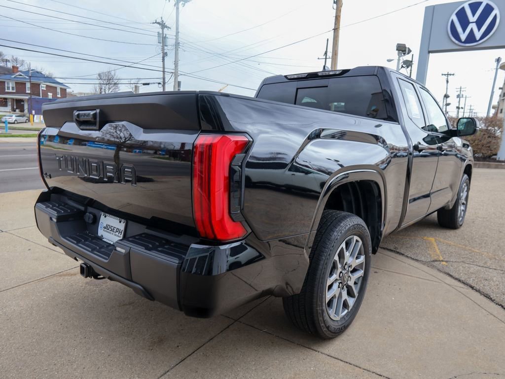 Used 2023 Toyota Tundra SR w/ SR Tow Package image 5