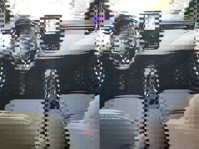 Used 2025 Toyota Corolla SE image 13