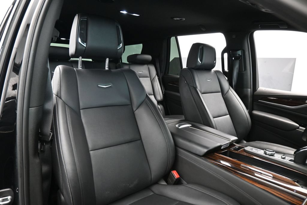 Used 2023 Cadillac Escalade Luxury RWD image 52
