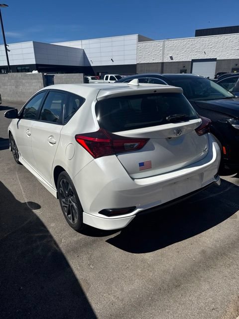 Used 2017 Toyota Corolla iM w/ Carpet Mat Package FWD image 4