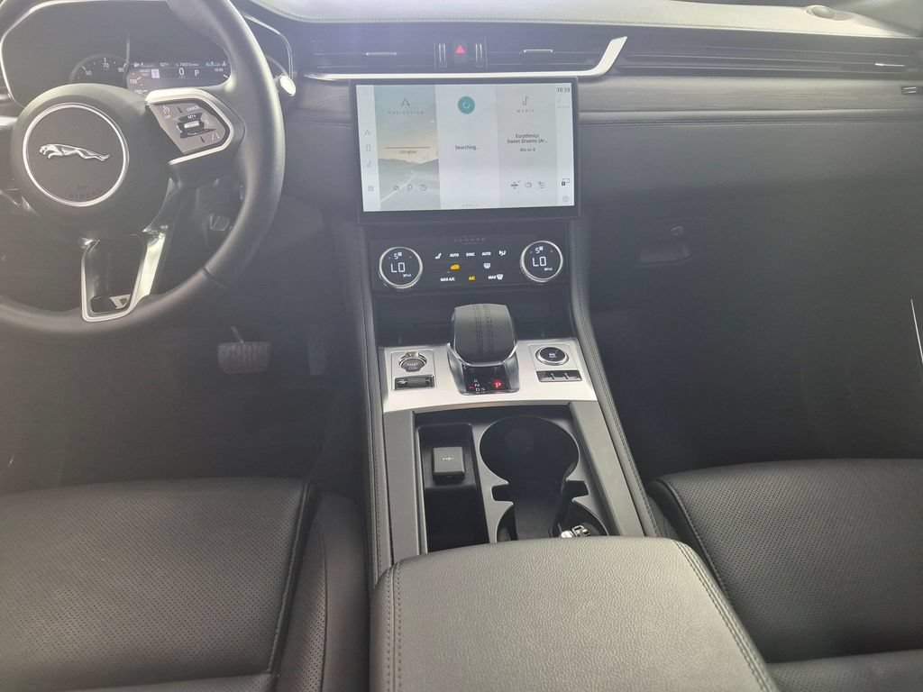 Used 2023 Jaguar F-PACE S AWD/4WD image 23