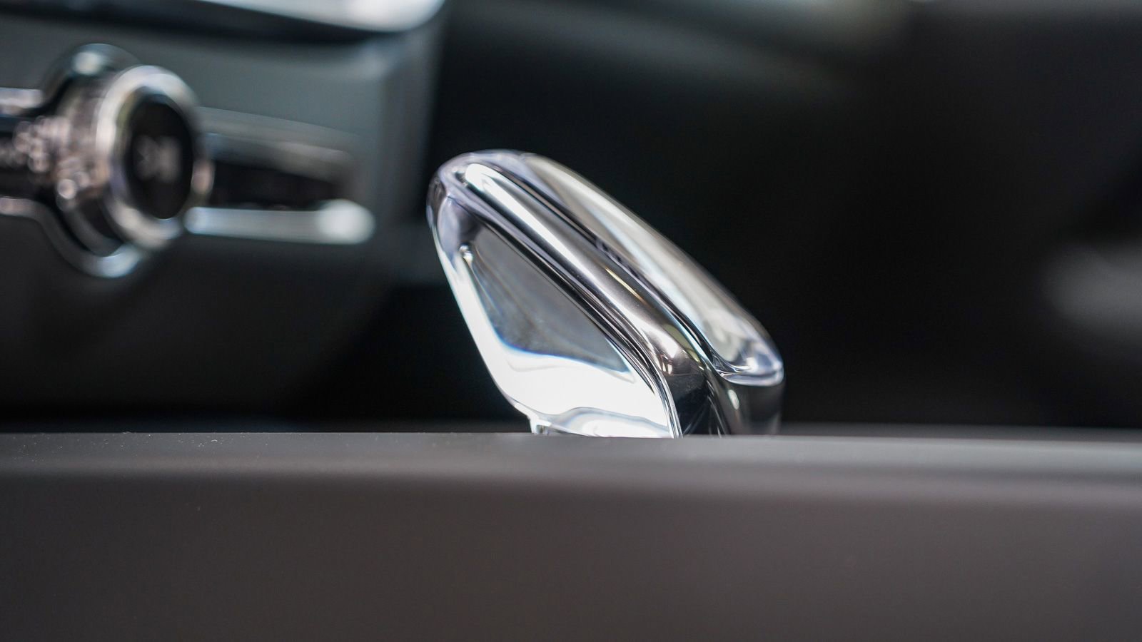 New 2025 Volvo V60 B5 Cross Country Ultra w/ Protection Package Premier image 26