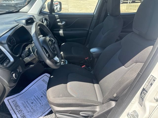 Certified 2023 Jeep Renegade Latitude AWD/4WD image 23