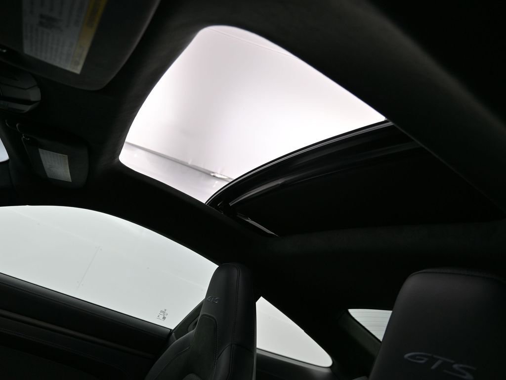 Certified 2026 Porsche 911 Carrera 4 GTS image 9
