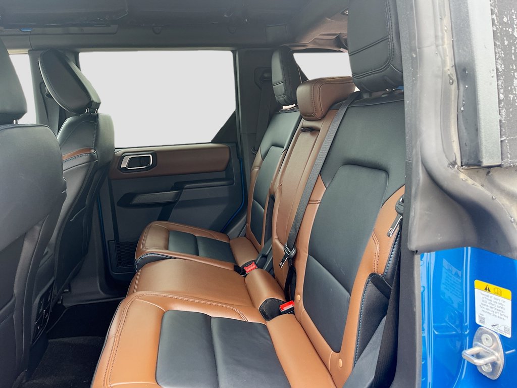 Used 2024 Ford Bronco Outer Banks AWD/4WD image 25