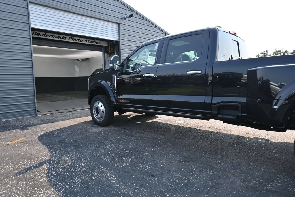 New 2026 Ford F450 Platinum w/ Platinum Plus Package AWD/4WD image 43