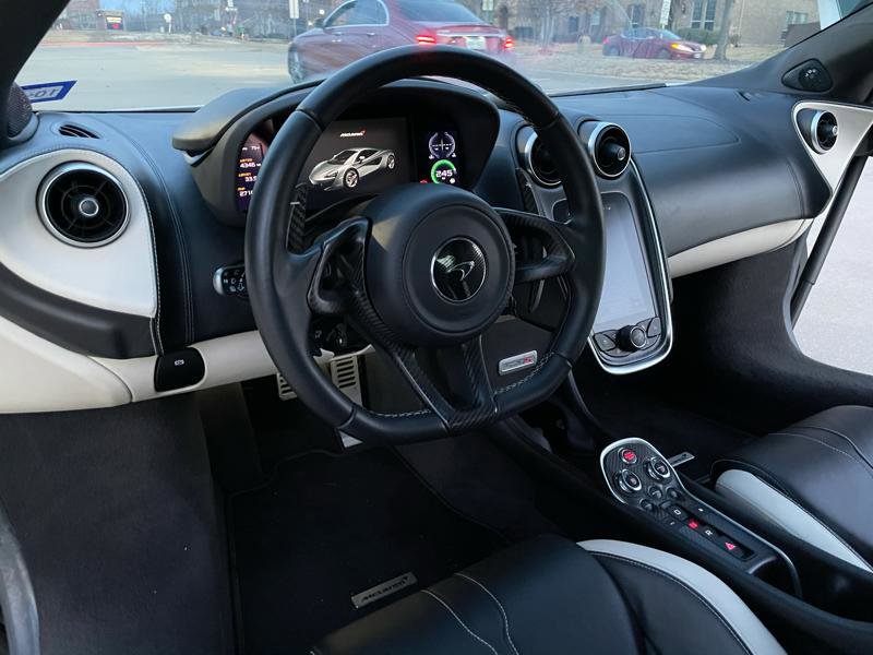 Used 2017 McLaren 570S Coupe RWD image 25