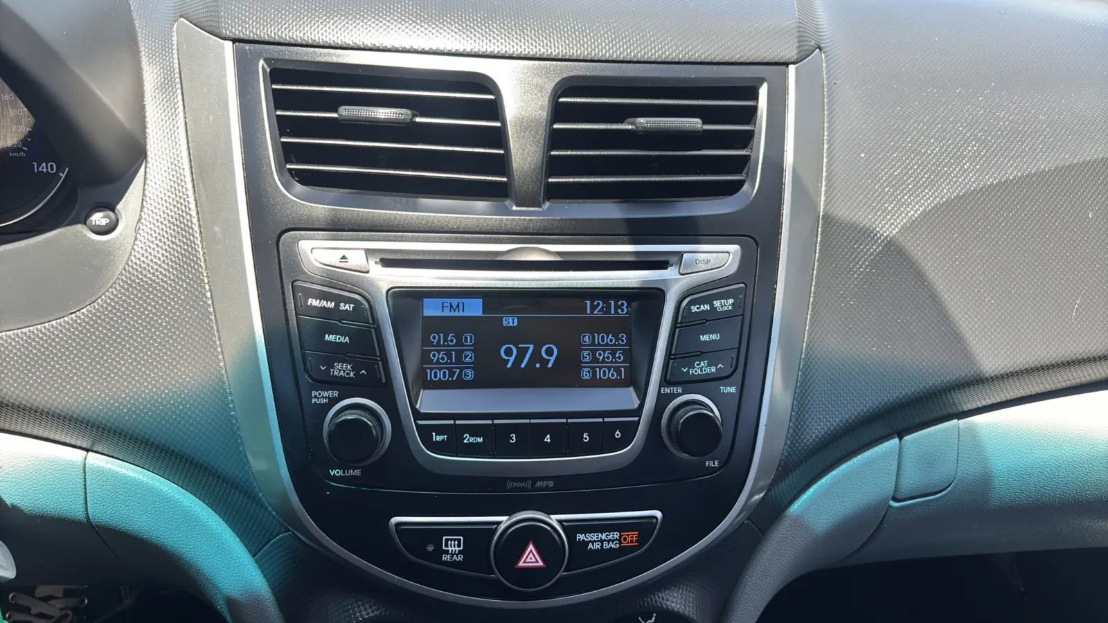 Used 2017 Hyundai Accent SE FWD image 16