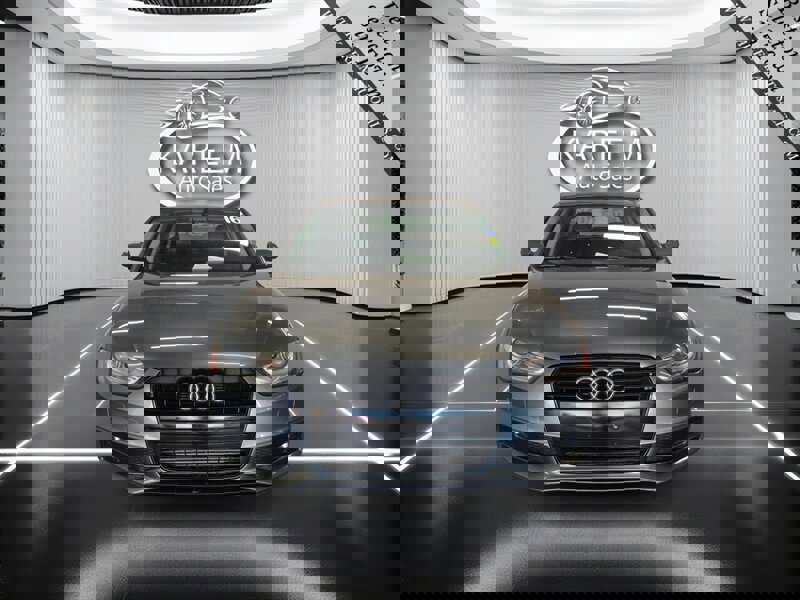 Used 2016 Audi A4 2.0T Premium image 2