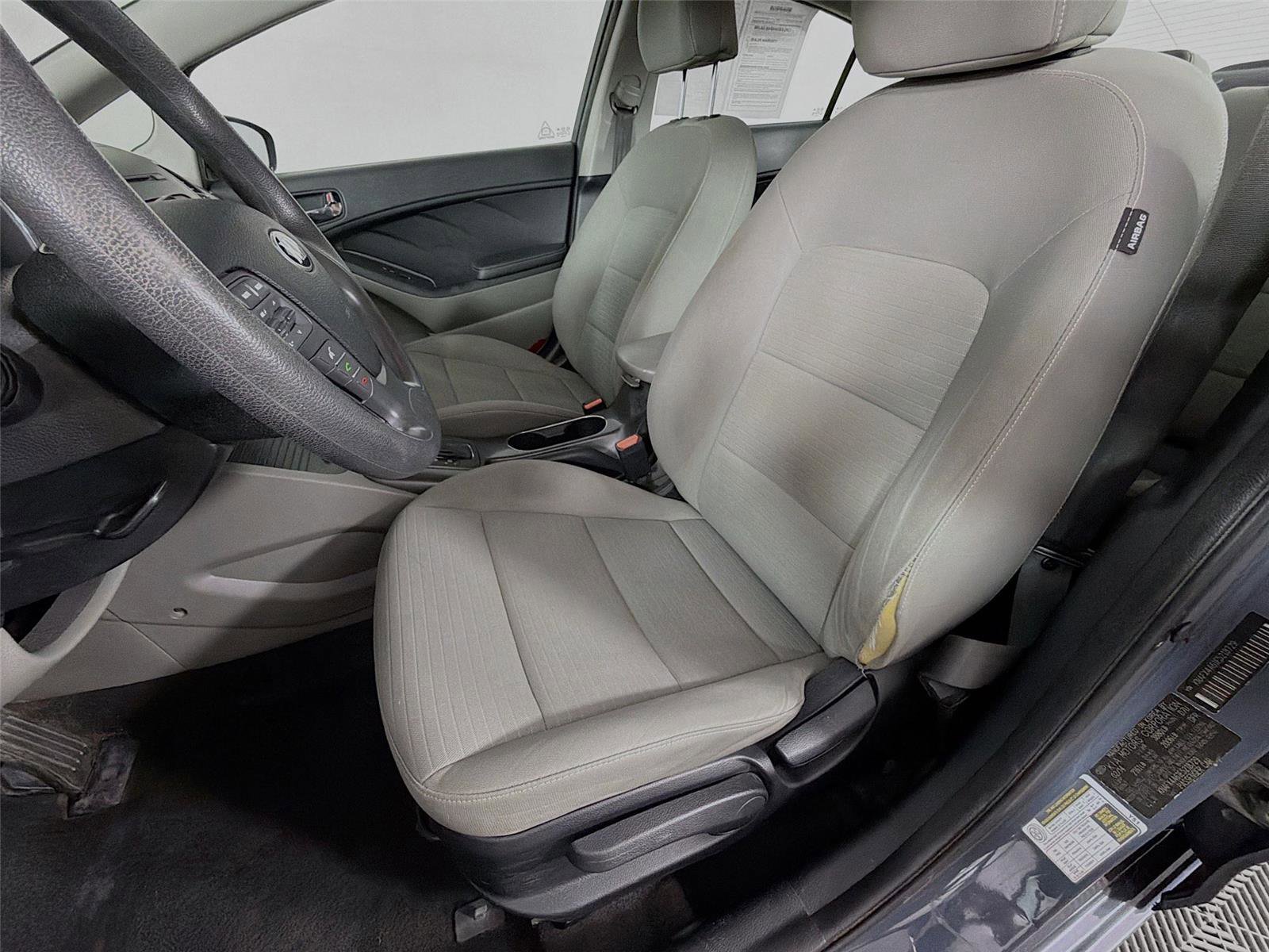 Used 2014 Kia Forte LX w/ Popular Package image 11