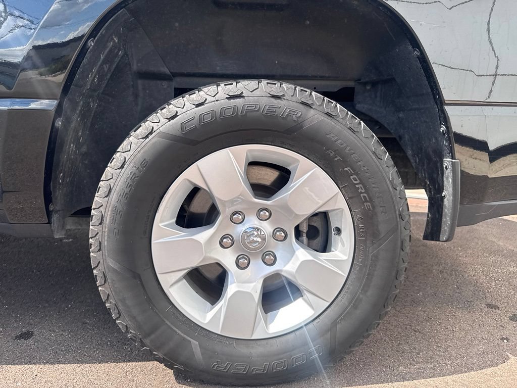 Used 2023 RAM 1500 Big Horn AWD/4WD image 32