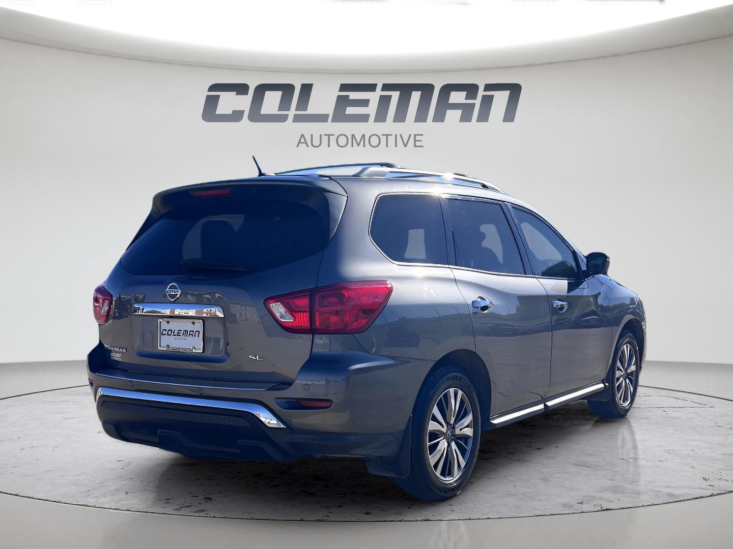 Used 2018 Nissan Pathfinder SL FWD image 24